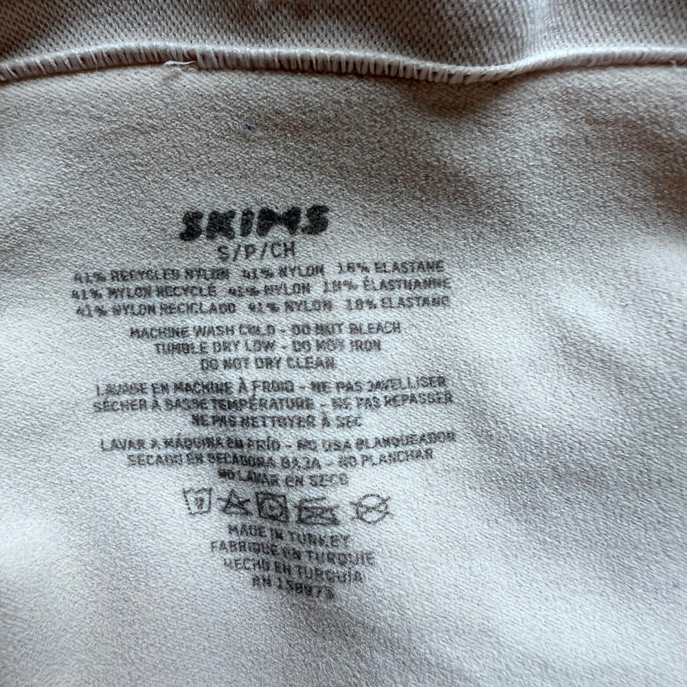 SKIMS Seamless Sculpt High Waisted Thong Clay Nude Shapewear Womens Size Small - Picture 7 of 8